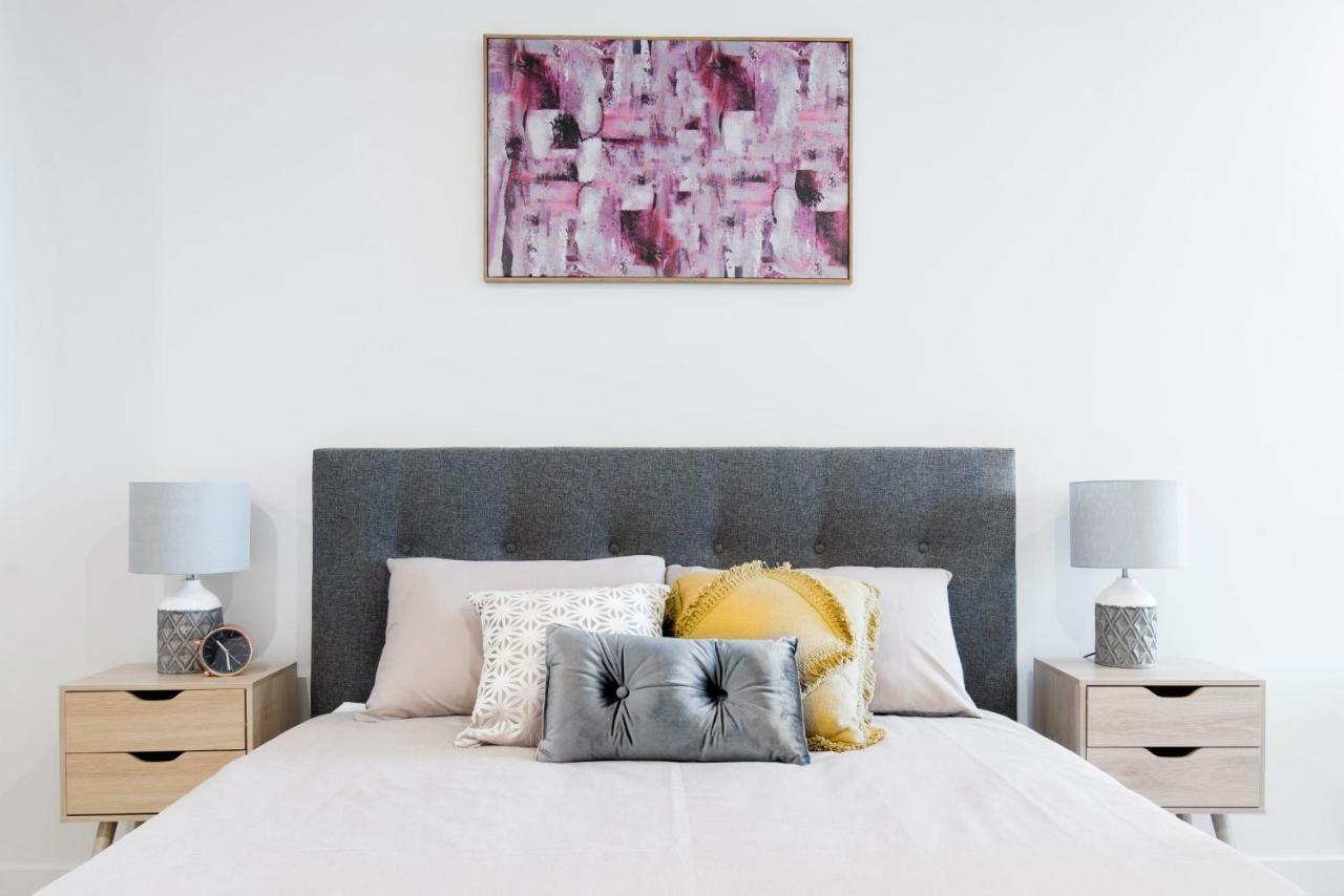 2 Bedrooms Apartment Doncaster Luaran gambar